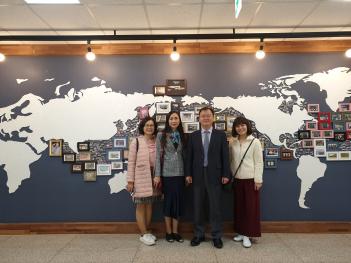 ��Ʈ�� Yen Hoa school, ���� �湮 ÷���̹���